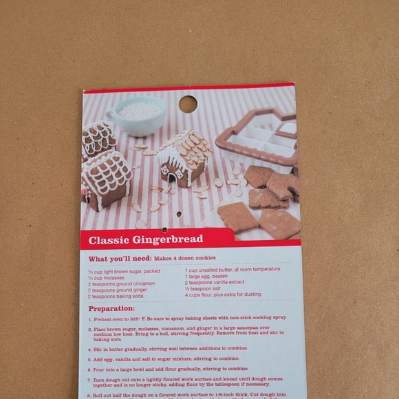 NEW Sweet Creations 3D Gingerbread House Cookie Cutter - Picture 3 of 3